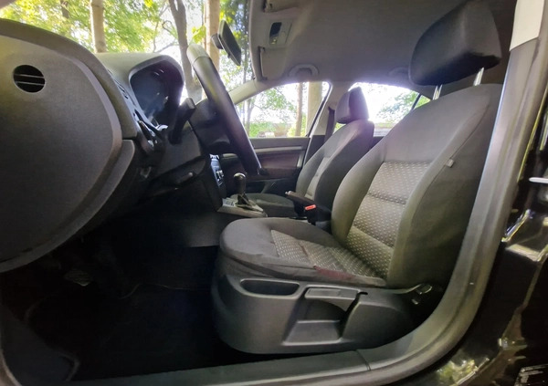 Skoda Octavia cena 12999 przebieg: 385000, rok produkcji 2010 z Sosnowiec małe 277